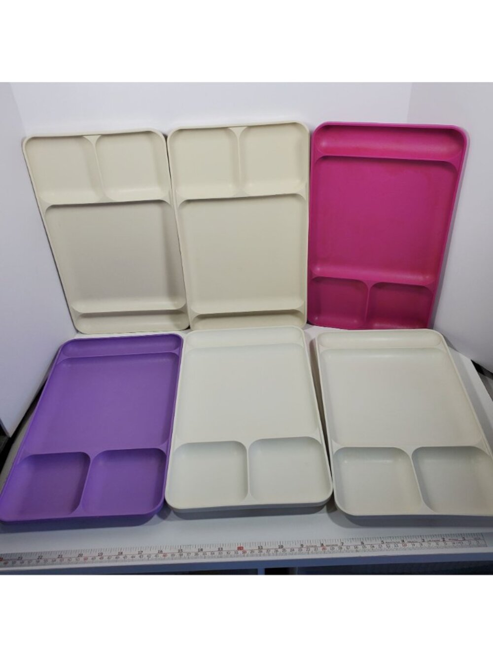 Tupperware Lunch Trays 10 Divided Dinner Camping Blue Cream Purple 1535 Vintage - Picture 2 of 11